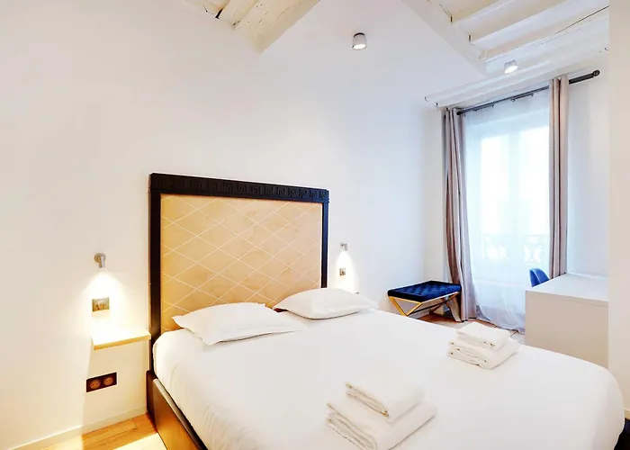Apartamento Bright & Cosy Palais Royal
